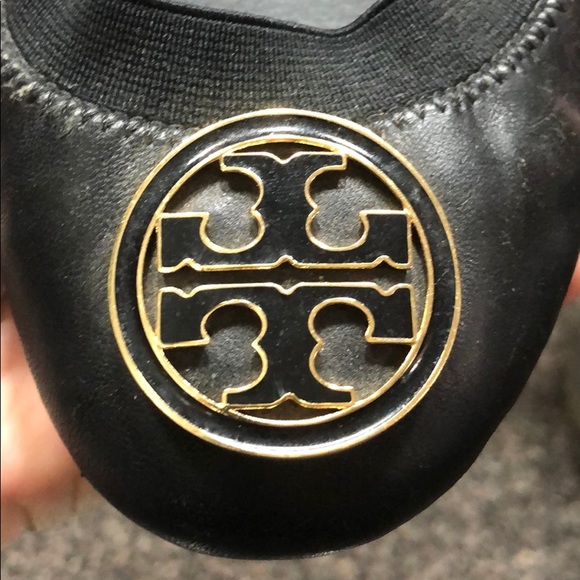 Tory Burch black flats. - Picture 3 of 5